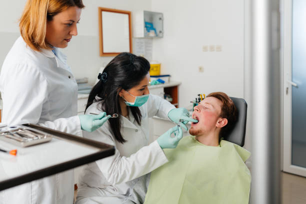 Best Broken Tooth Emergency  in Bristol, VA